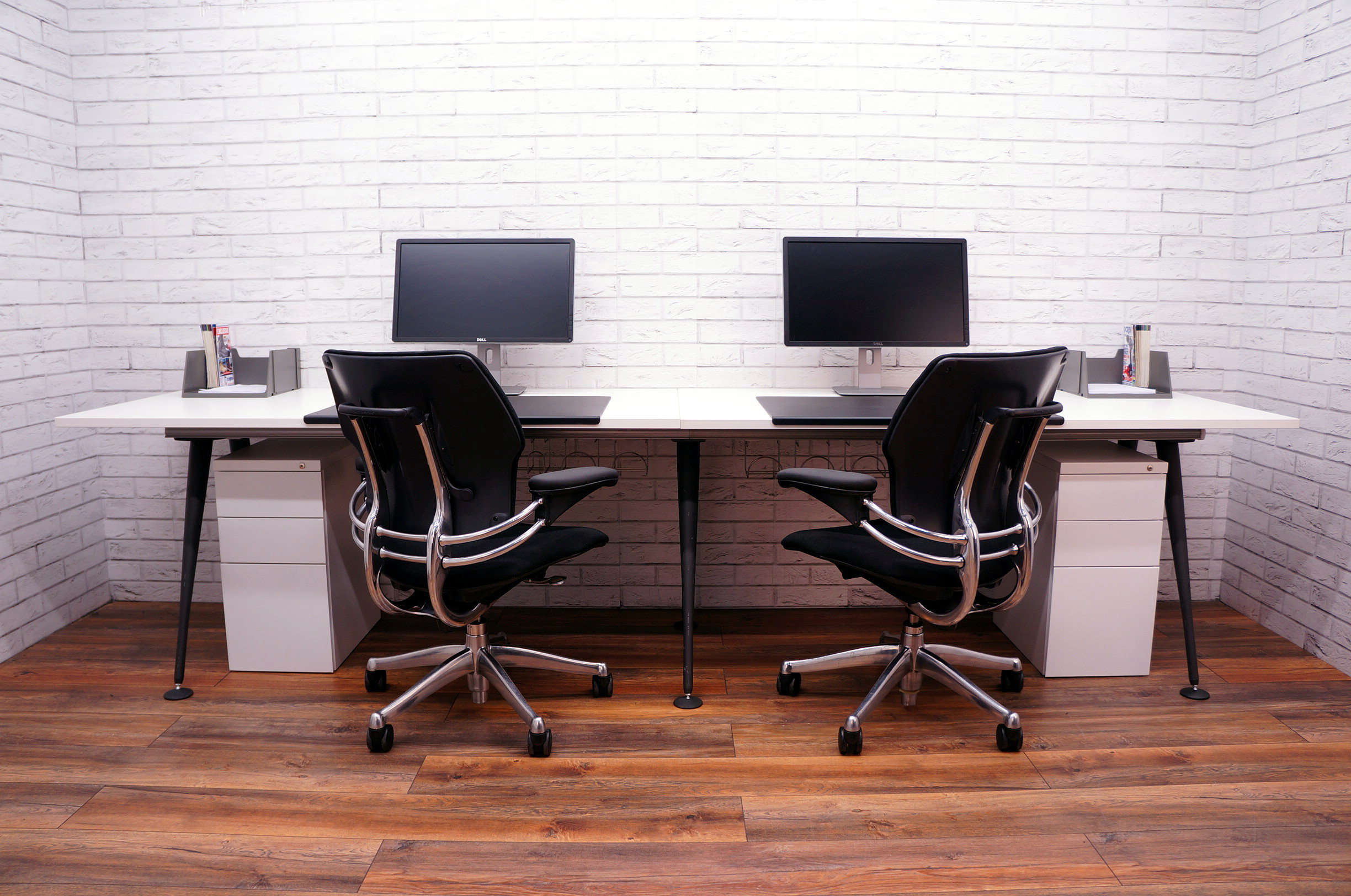 benefit from our used office furniture packages to suit any