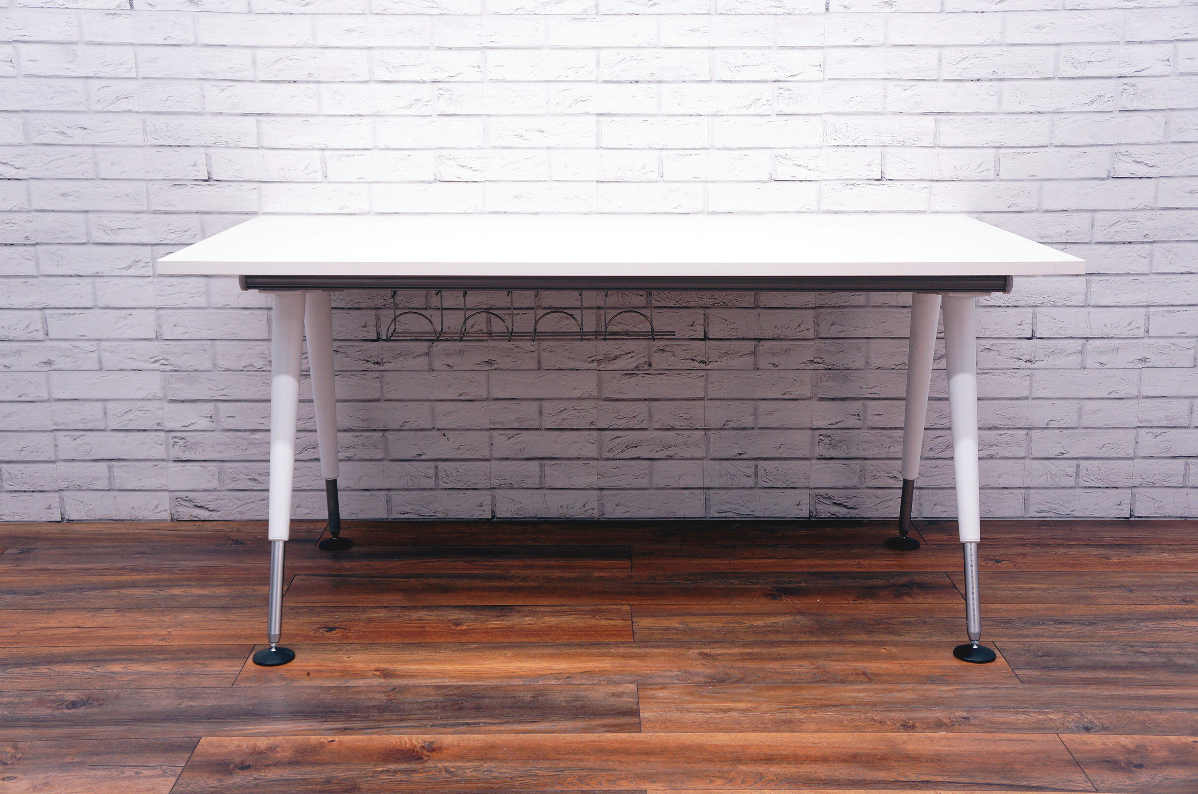 Herman Miller Abakenvironments Desk With Chalk White Height