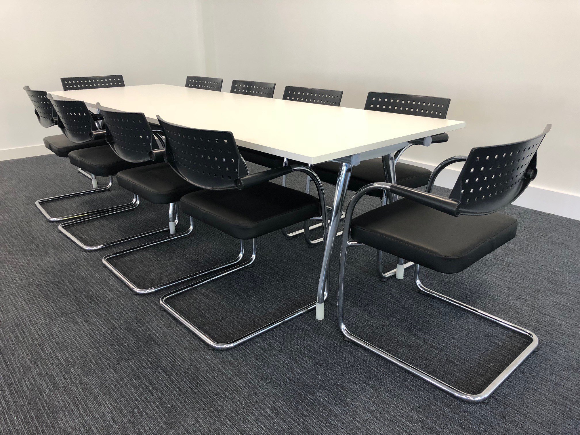 Herman Miller 8 10 Seater Meeting Table 2500mm X 1100mm