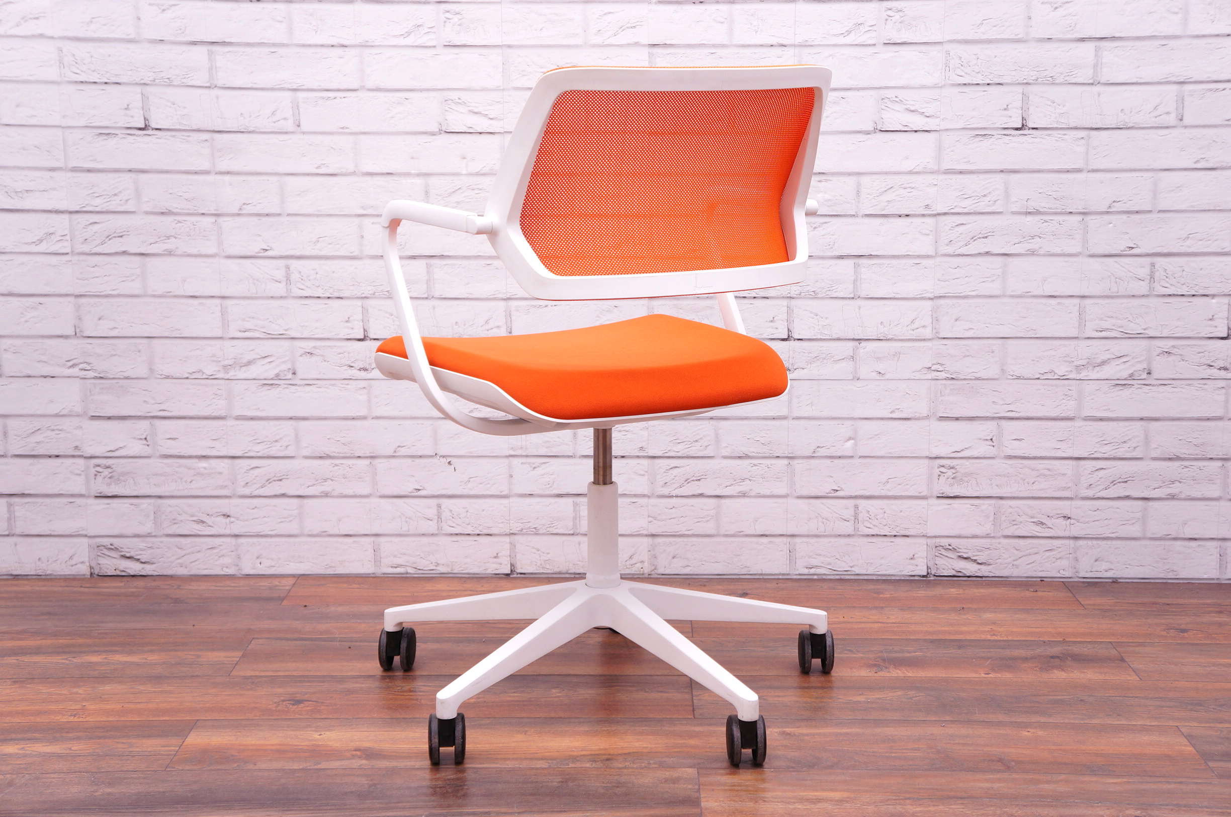 Steelcase QiVi Task Chair In White & Orange Office Resale