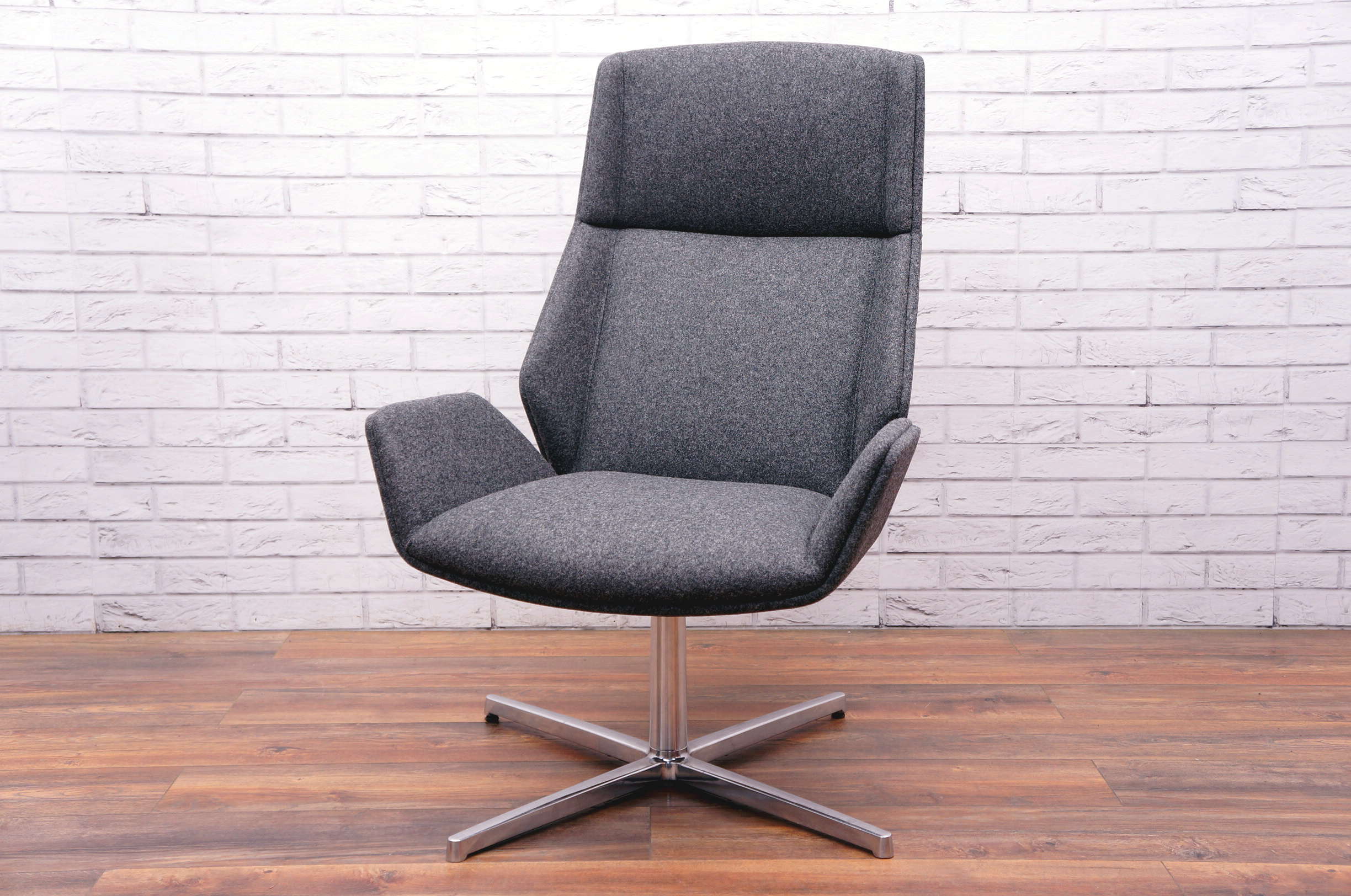 Boss Design Kruze High Back Lounge Chair - Office Resale