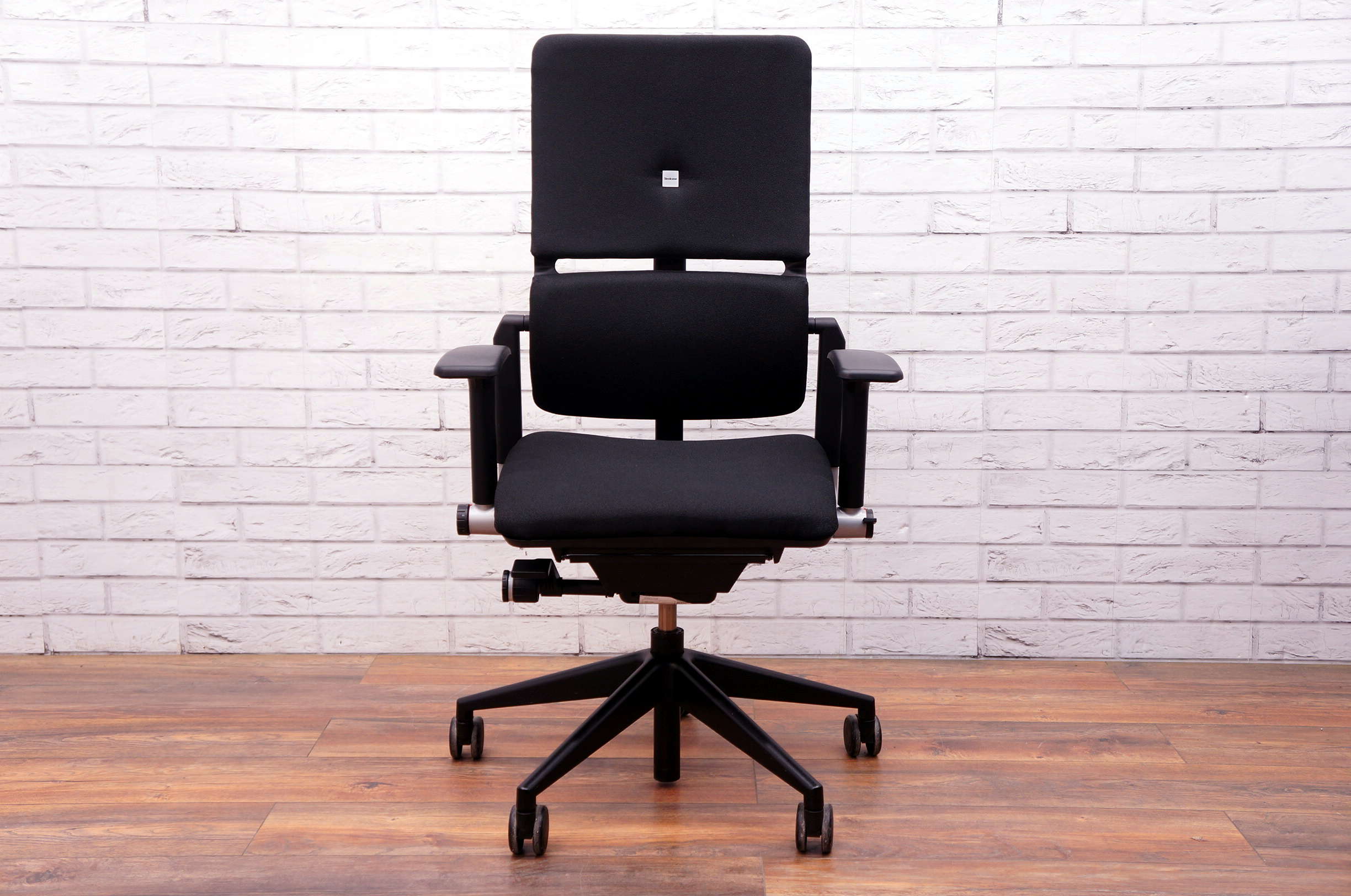 Steelcase Please V2 Task Chair In Black Office Resale