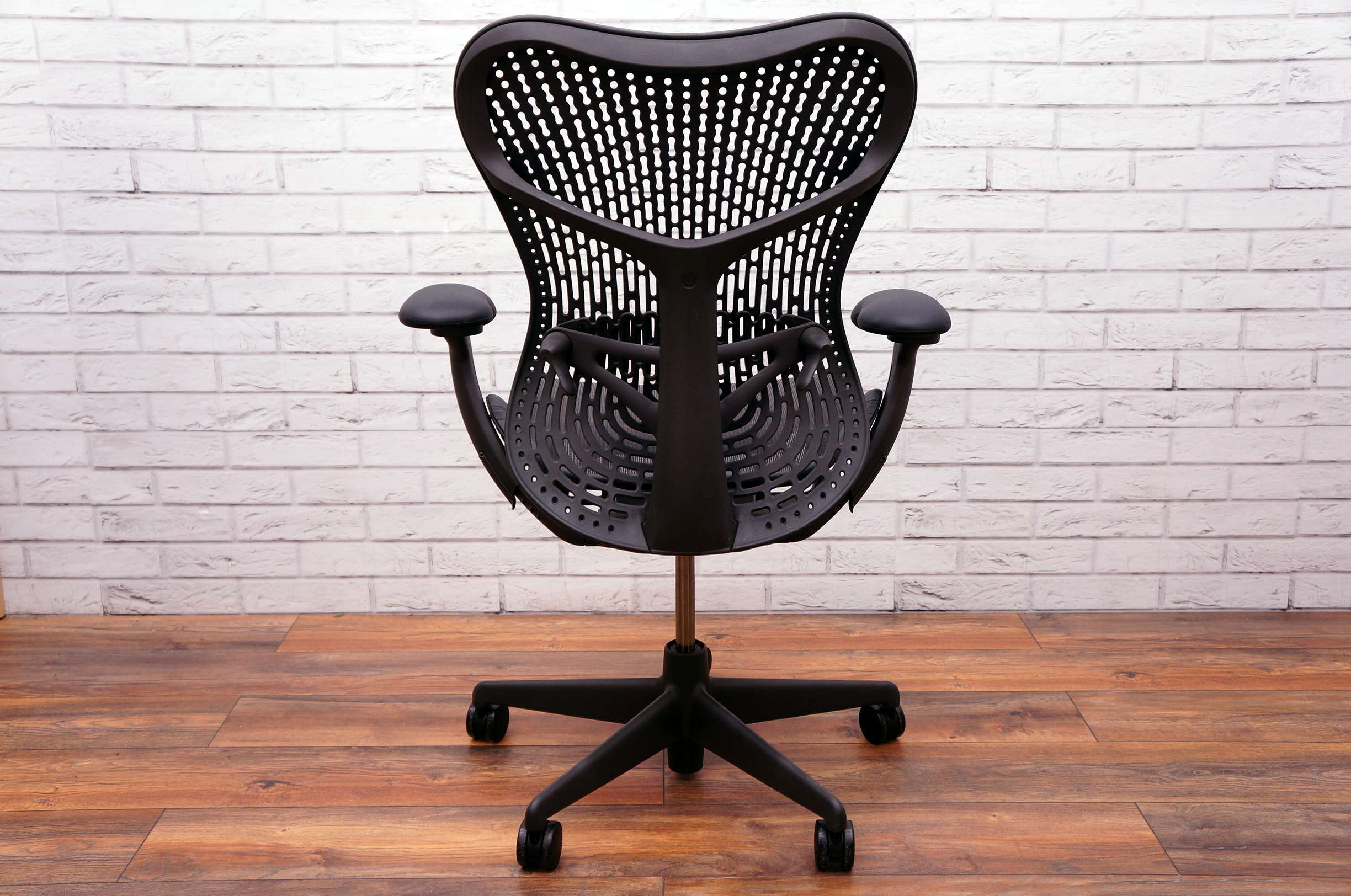 Herman Miller Mirra 2 Chair Office Resale