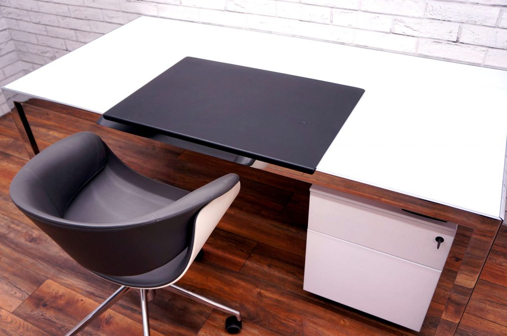 Vitra Joyn Desk Mat Office Resale