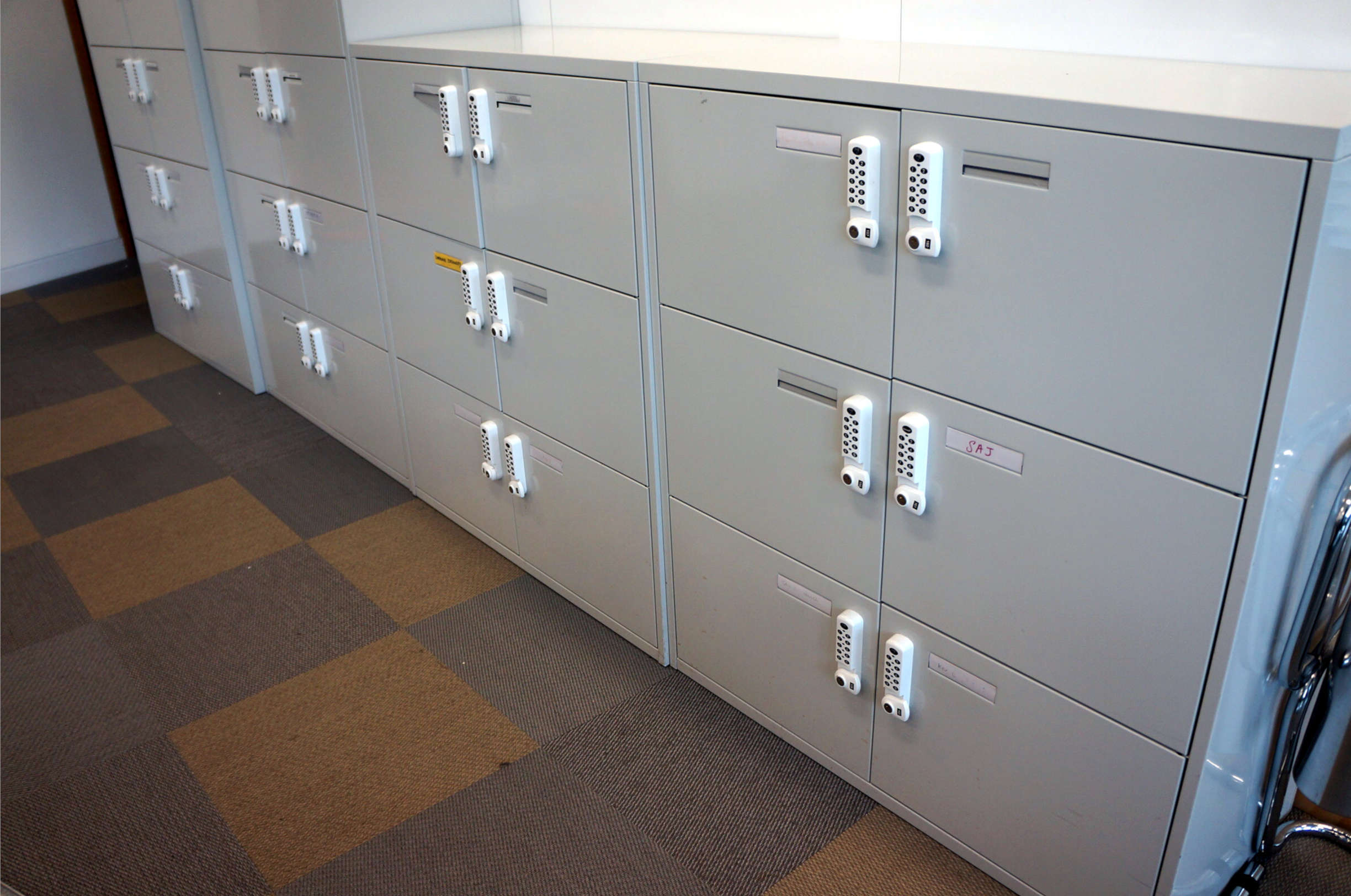 6 Compartment Lockers With Combination Locks In Light Grey Office