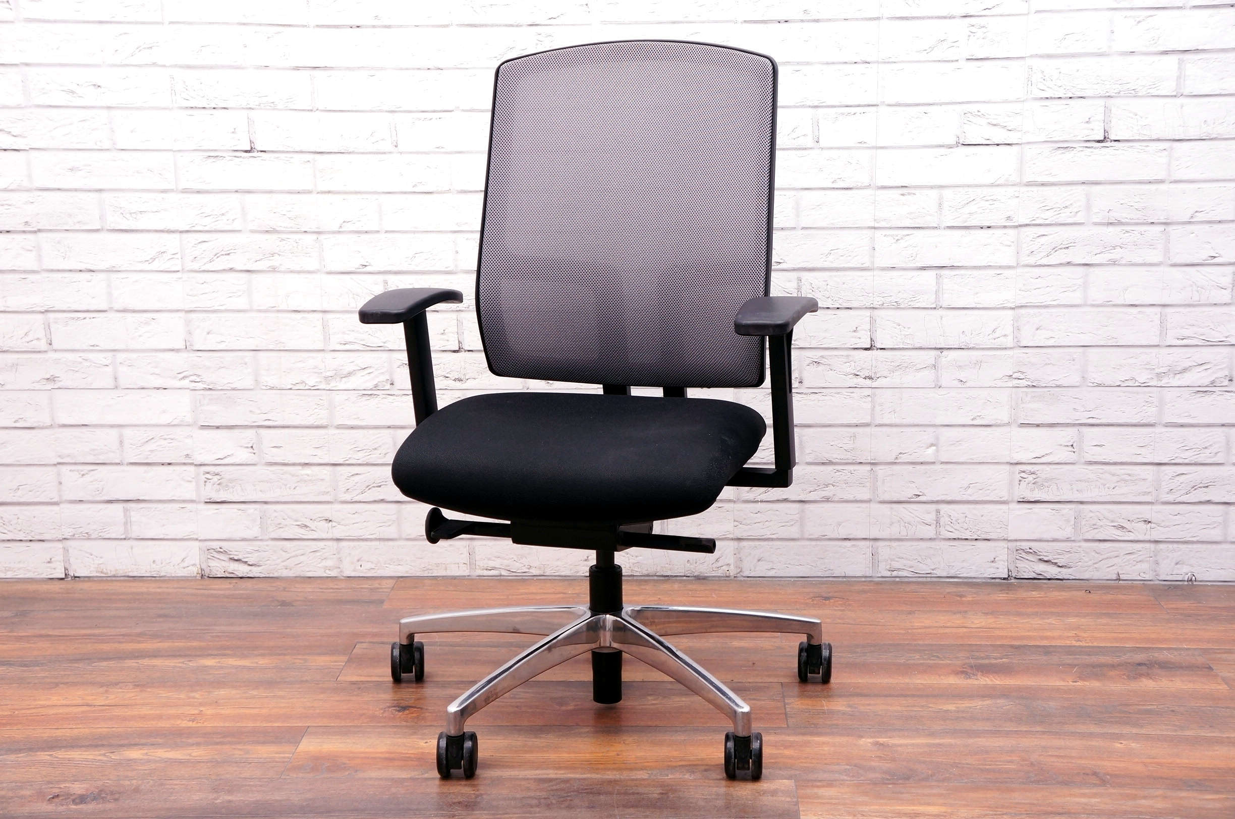 Boss Design Felix Task Chair Office Resale