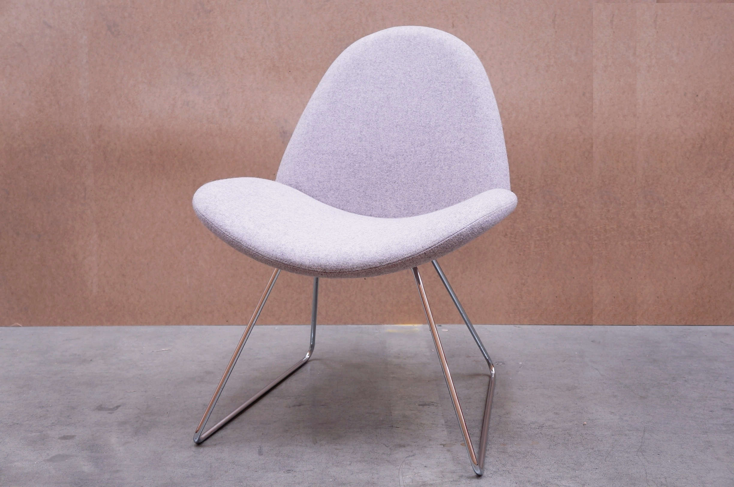 Komac Page Chair In Light Grey Office Resale