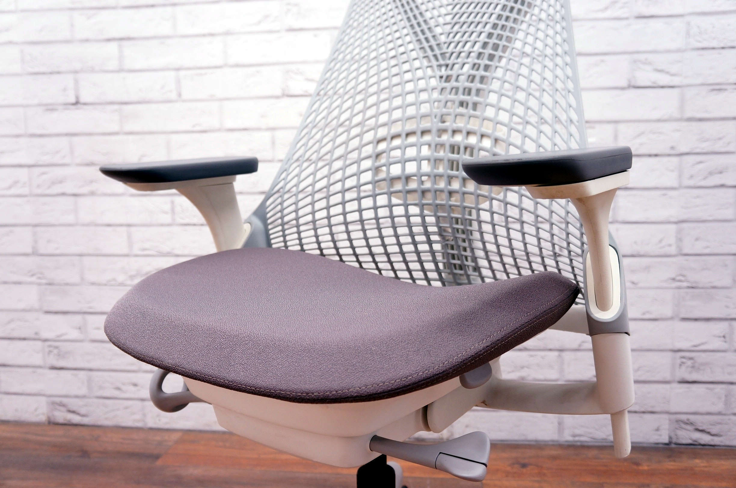 Herman Miller Sayl Task Chair In Grey & White Office Resale
