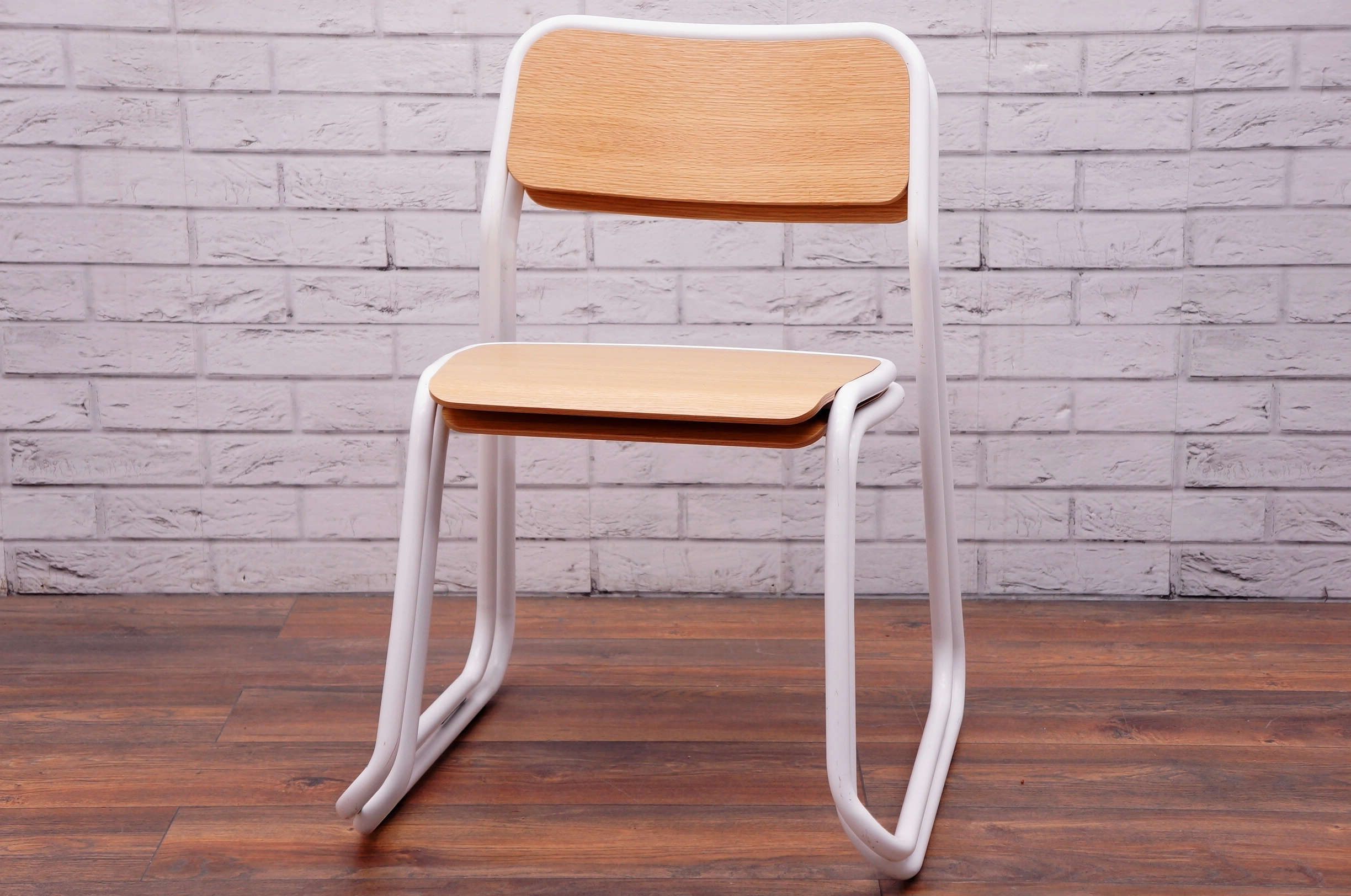 Naughtone Bounce Chair In White - Office Resale