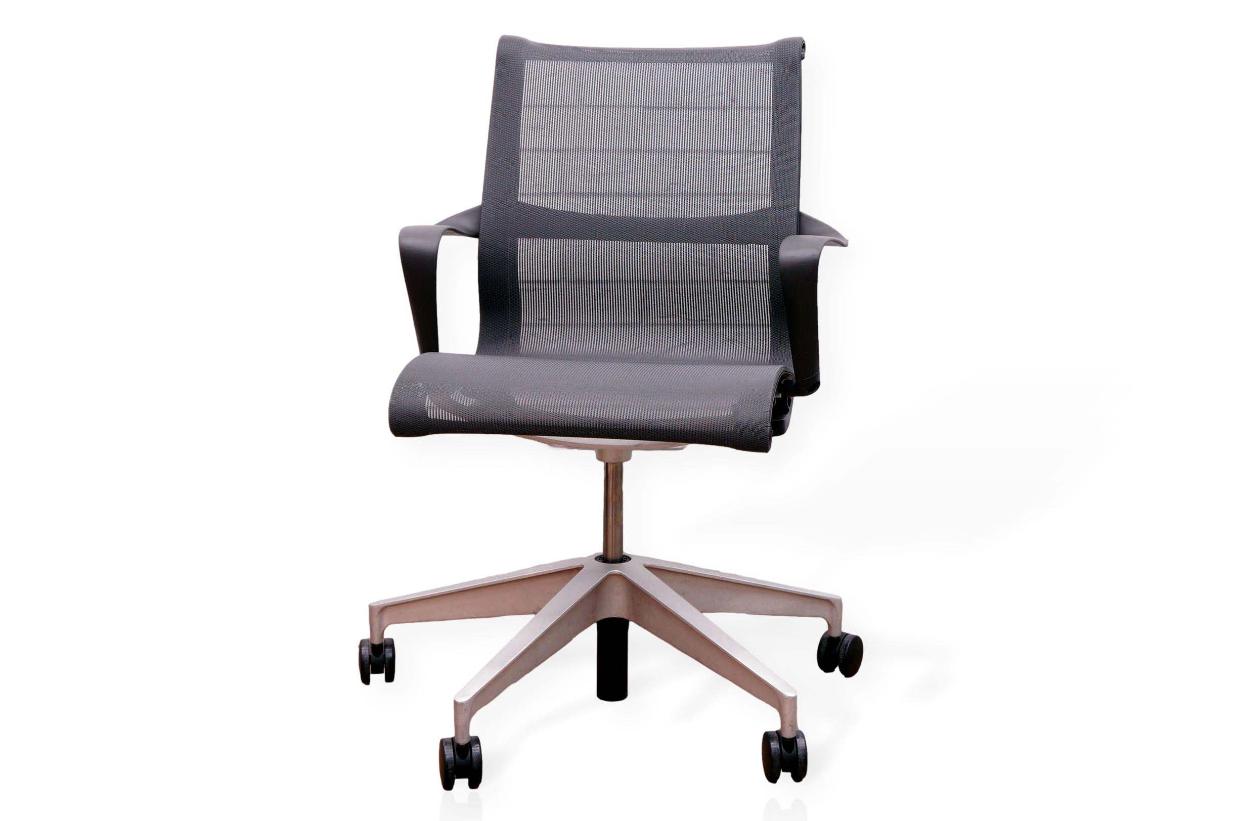 Herman Miller Setu Boardroom Chair In Graphite Office Resale