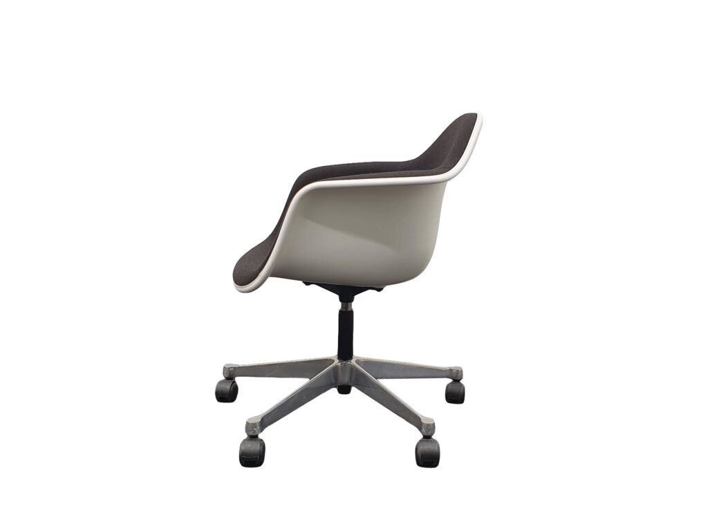 Vitra PACC Chair