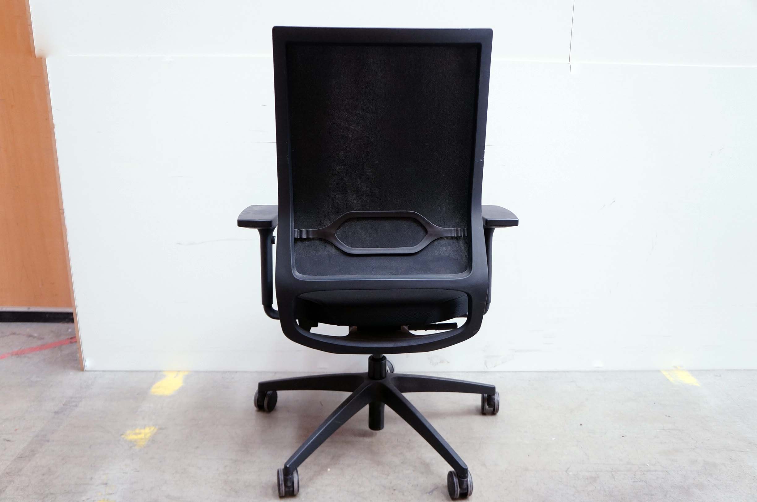 Sedus Quarterback Task Chair Office Resale