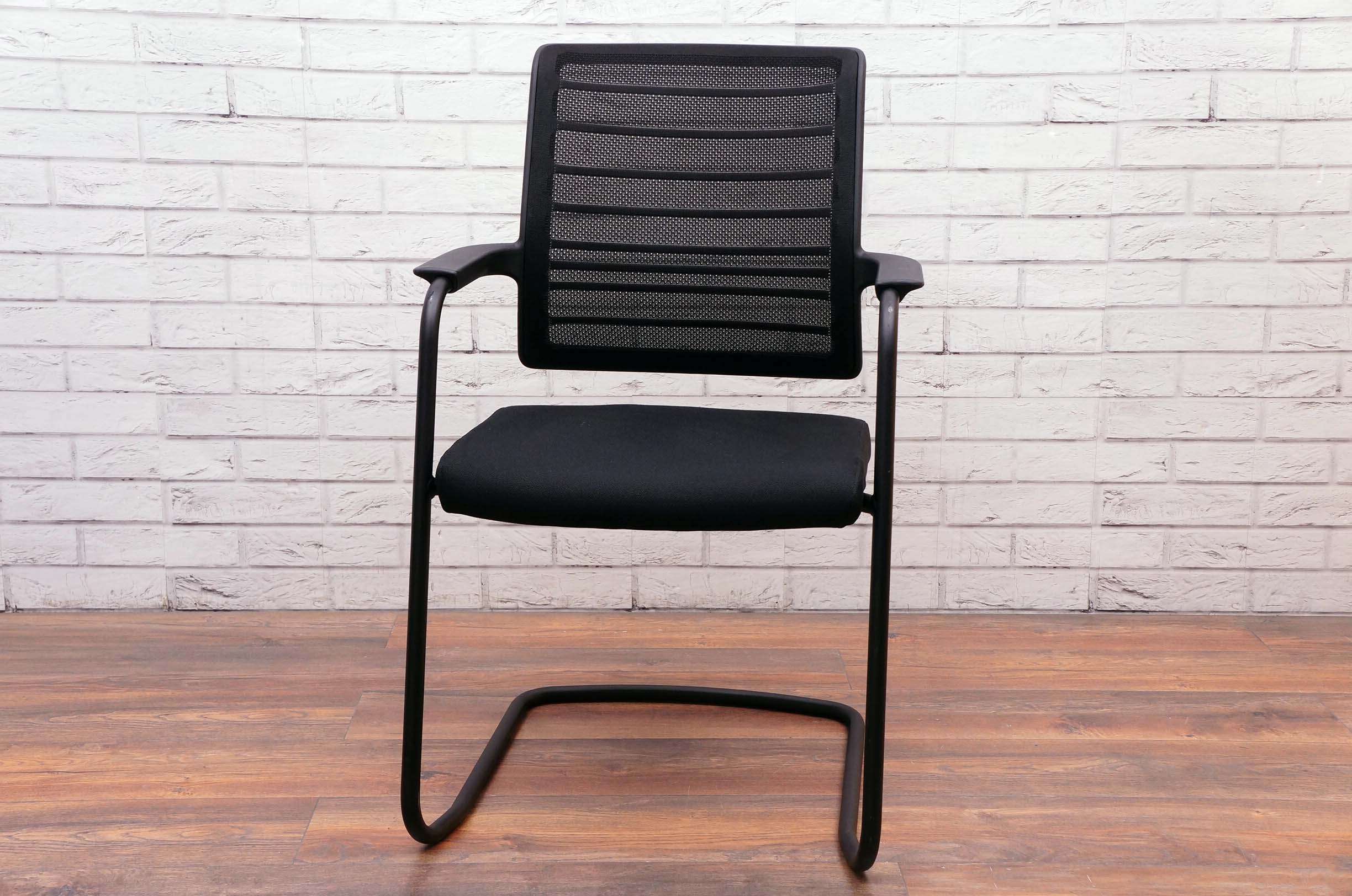 Interstuhl Meeting Chair In Black