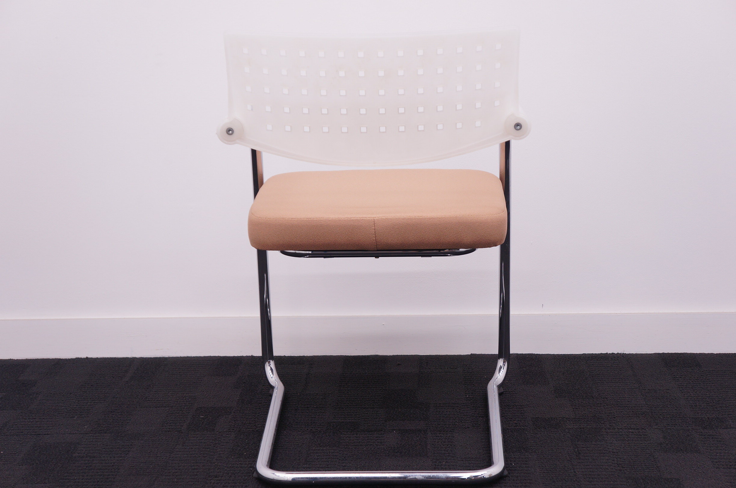 Vitra Visavis Static Meeting Chair - White Backrest - Rivet Copper ...
