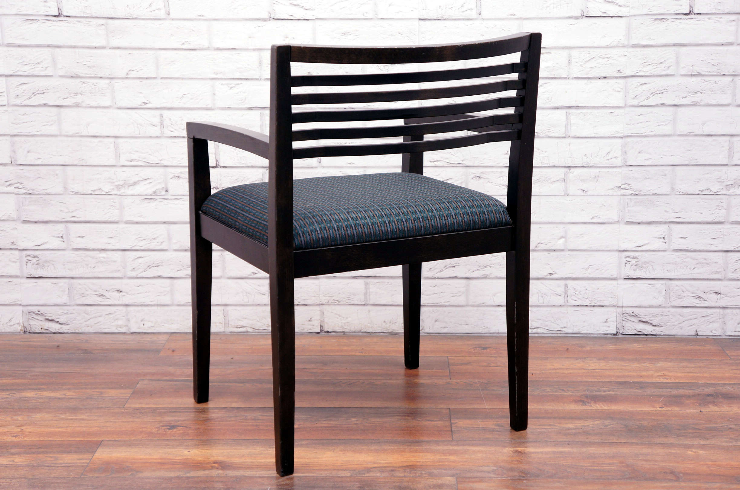 Knoll Ricchio Chair Office Resale