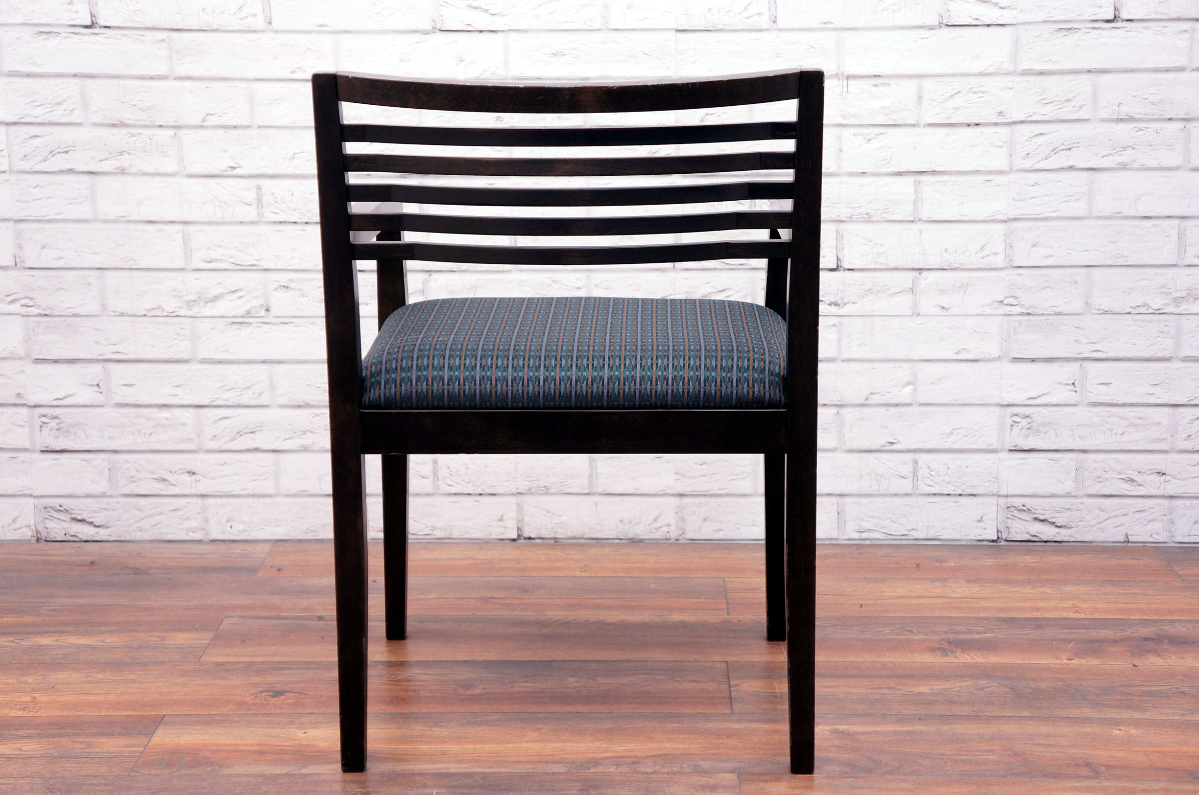 Knoll Ricchio Chair Office Resale