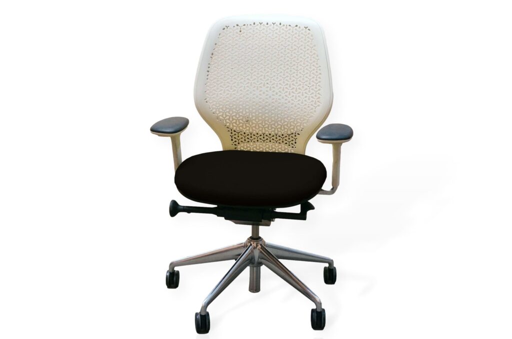 Orangebox Ara Task Chair In Off White & Black