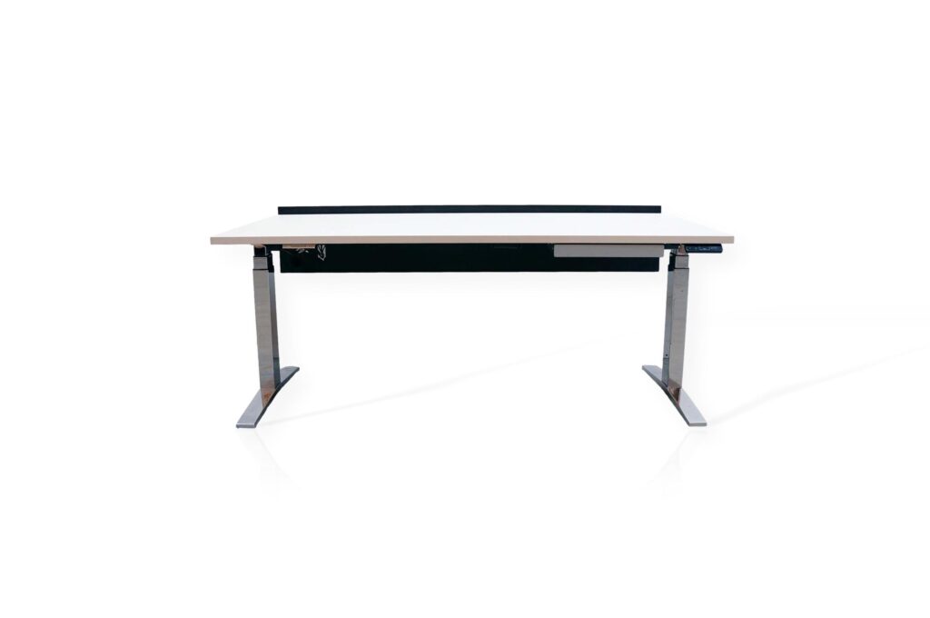 Konig+Neurath TABLE.T Electric Desk