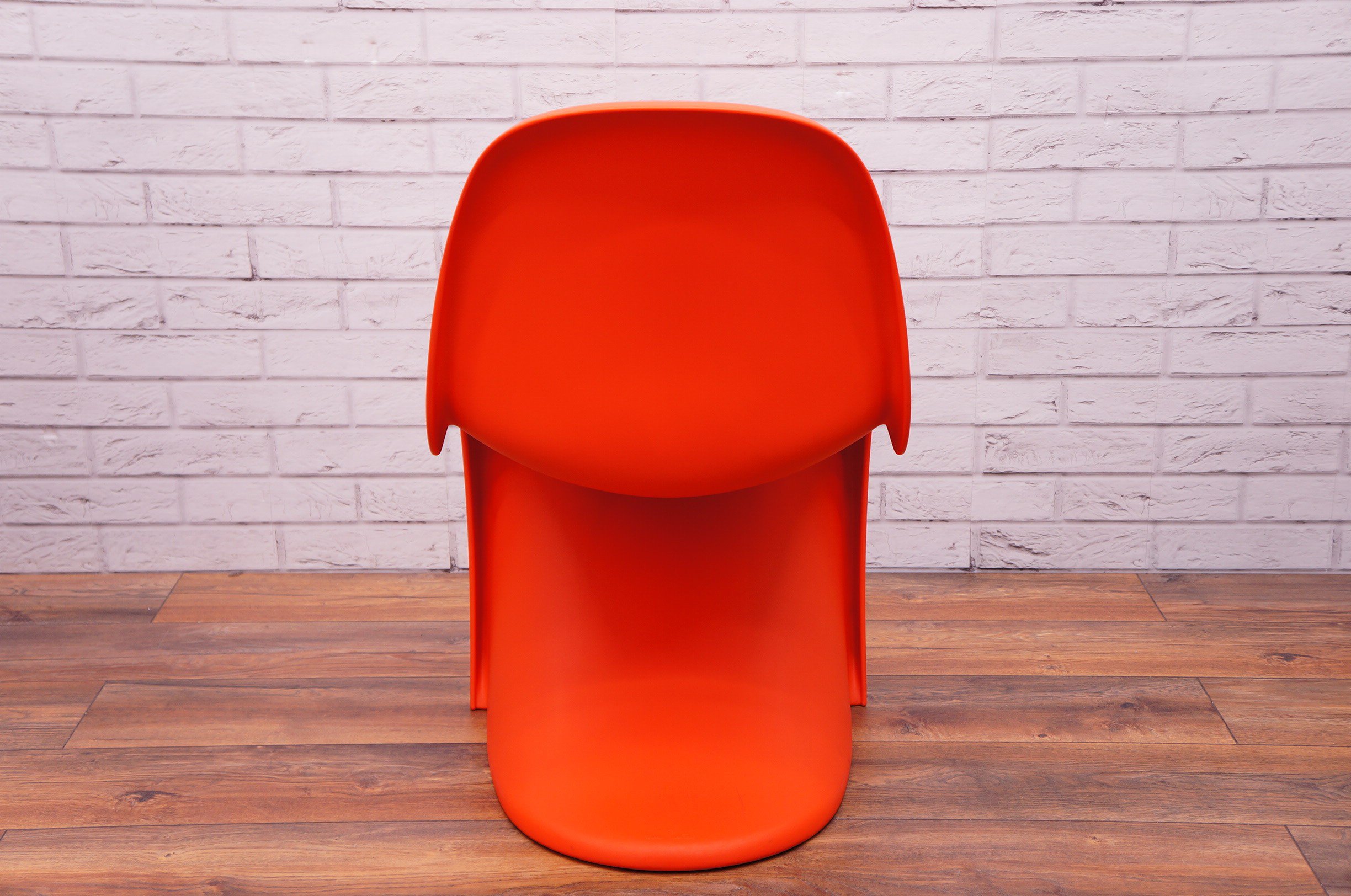 VITRA PANTON IN ORANGE 4