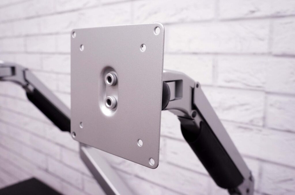 Iris Twin Monitor Arms