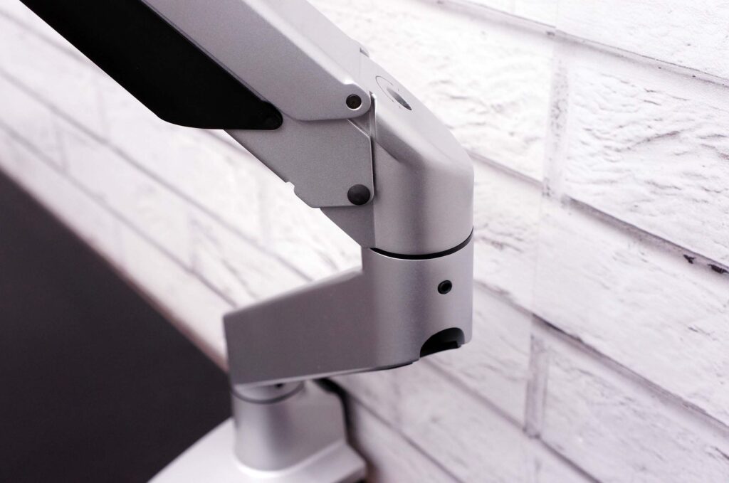 Iris Single Monitor Arm