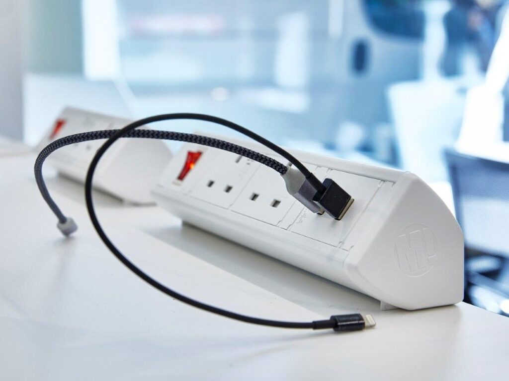 Boost Desktop Power Black