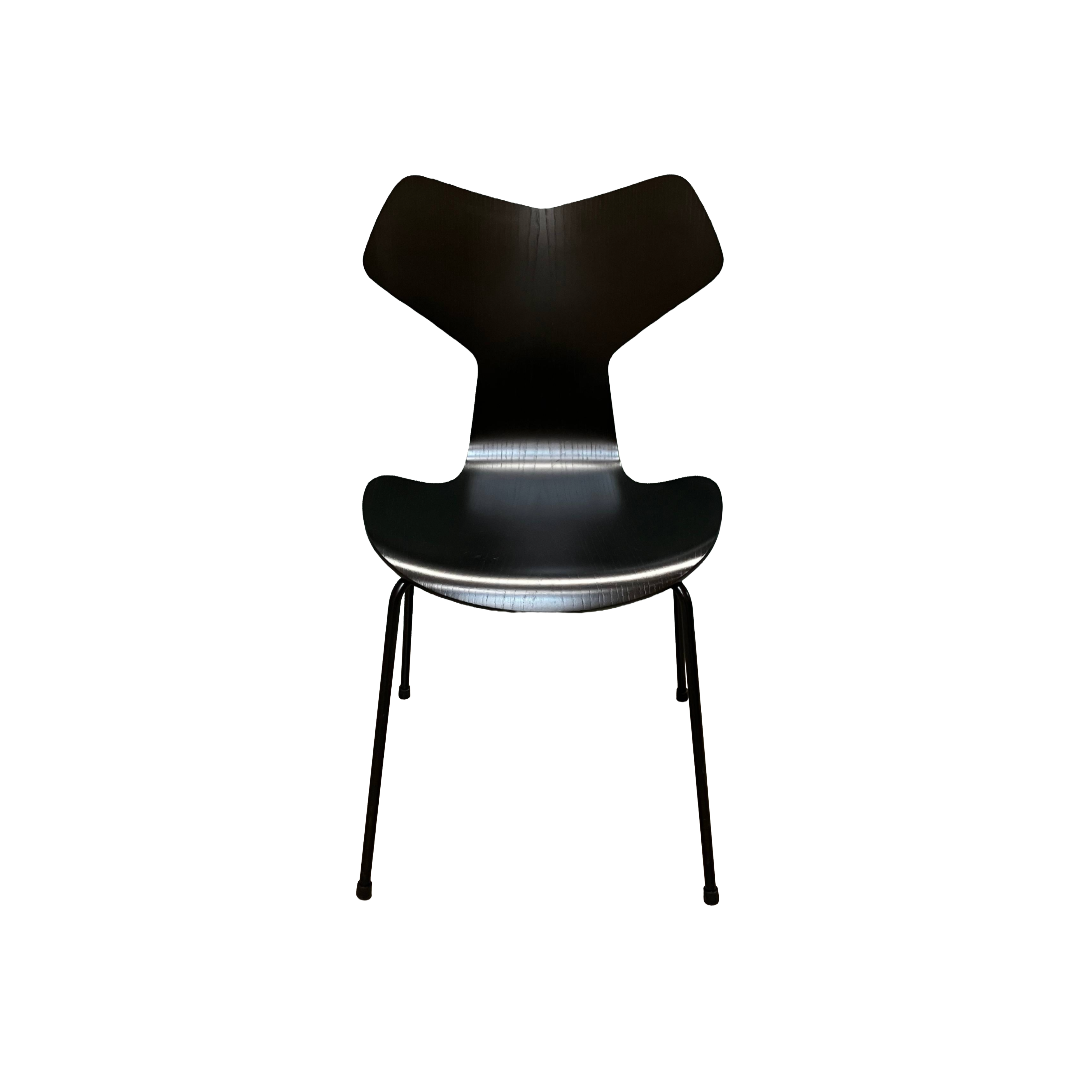 Fritz Hansen Grand Prix Black (1) Fritz Hansen Grand Prix Black